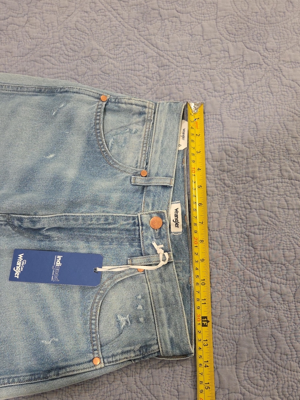 Wrangler Light Blue Distressed Denim Bermuda Shorts - Size 27! New W/tags! - Picture 13 of 15